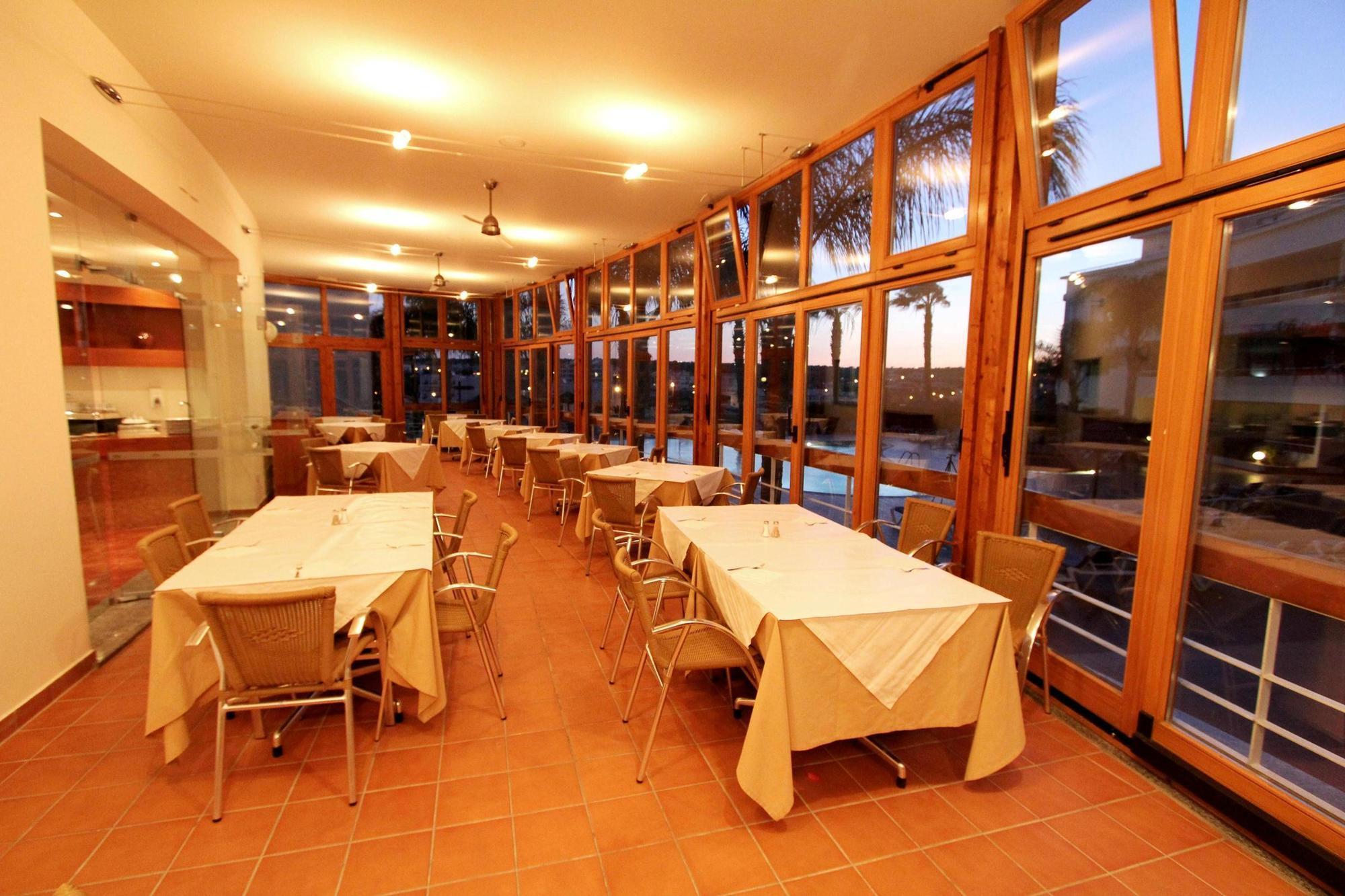 Vila Mos - Beach Resort Лагуш Ресторан фото